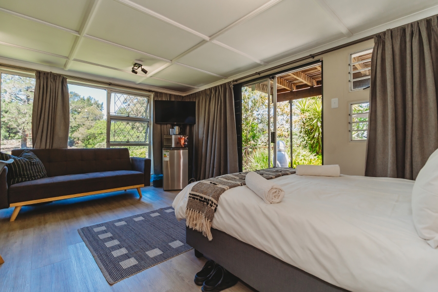 5 Bedroom Property for Sale in Heather Park Western Cape